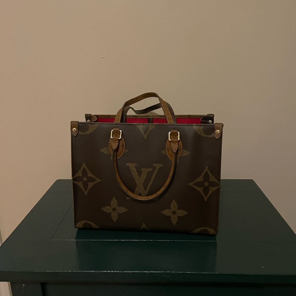 Brown purse